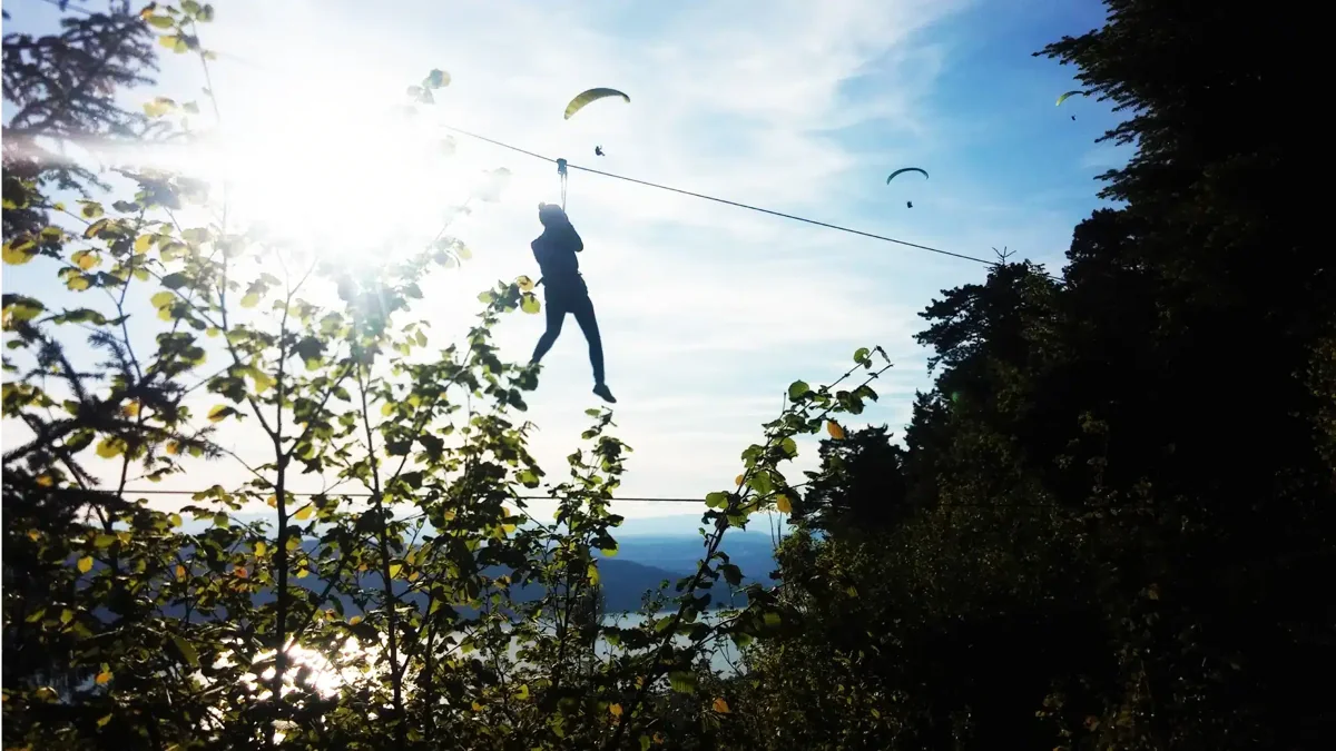 Acro’Aventures Talloires — Circuito suspendido entre los árboles