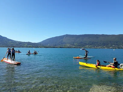 Cercle Nautique du Lanfonnet — Paddle e imbarcazioni sul lago