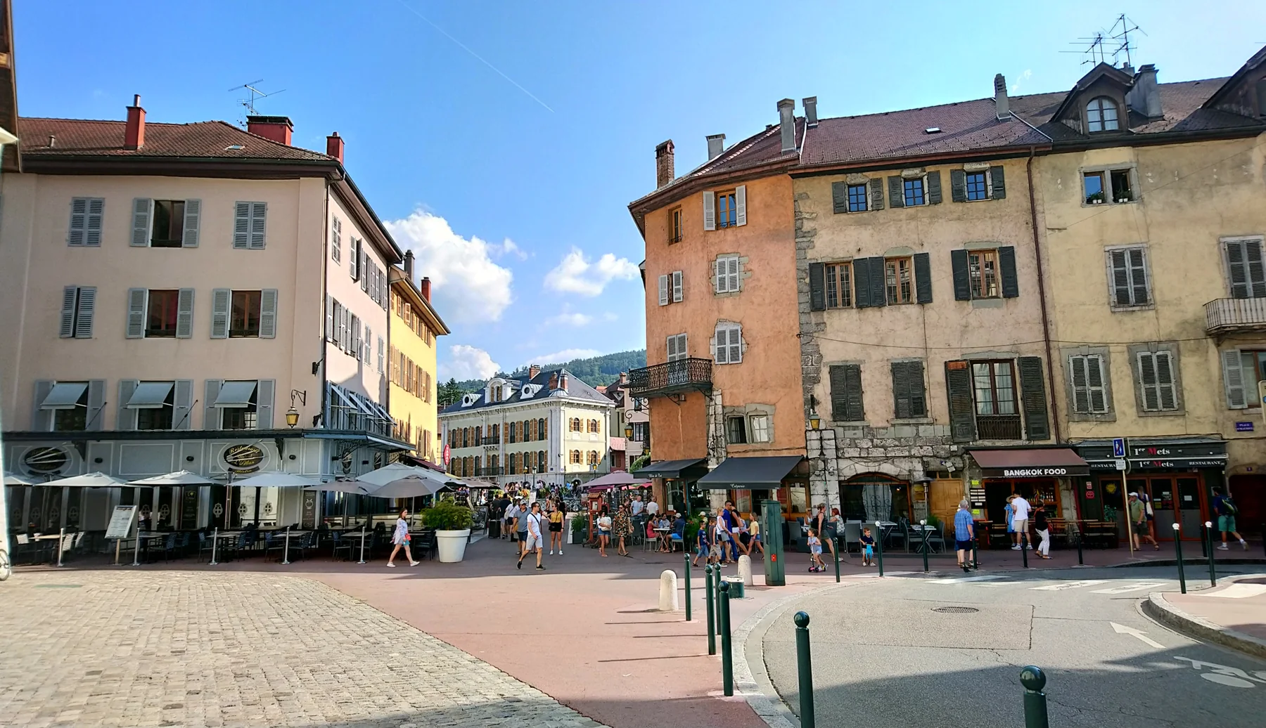Canaux et maisons de la vieille ville d’Annecy